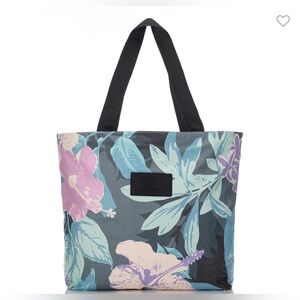ALOHA Day Tripper Tote - Pau Hana